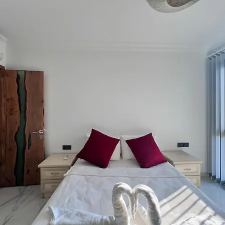 Arkadas 24 דירה *